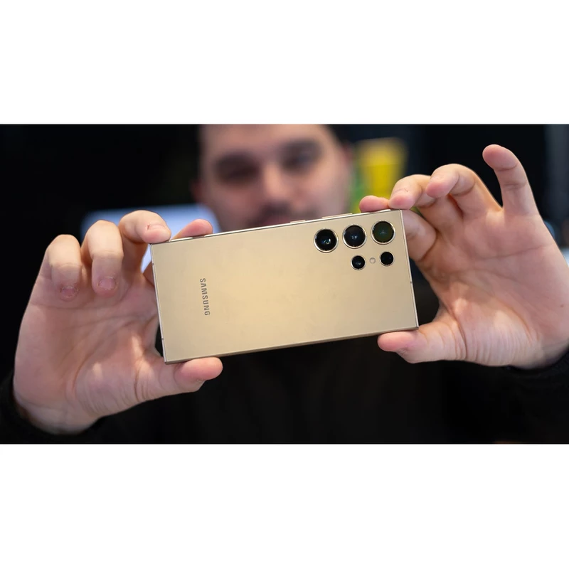  موبایل سامسونگ Galaxy S24 Ultra  ظرفیت 256  و رم 12 گیگابایت 